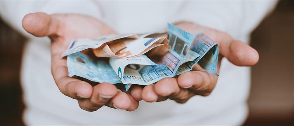 Συντάξεις Μαρτίου: Αυτές είναι οι τελικές ημερομηνίες για την πληρωμή τους – Ποιο επίδομα του ΟΠΕΚΑ δεν θα καταβληθεί