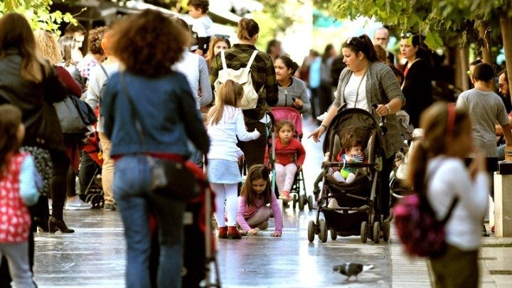 Την Τετάρτη η λειτουργία της πλατφόρμας για το επίδομα μητρότητας σε μη μισθωτές γυναίκες