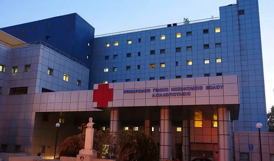 Βόλος: Αφαιρέθηκε η τρίαινα από το κρανίο του 69χρονου – Νεκρός βρέθηκε ο γιος του που τον χτύπησε με ψαροντούφεκο