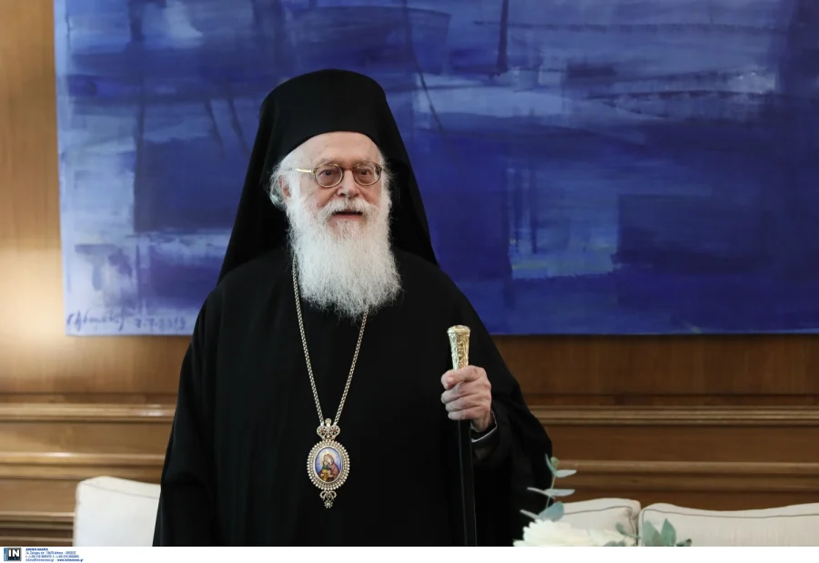 Ραγδαία επιδείνωση ο Αρχιεπίσκοπος Αναστάσιος – Μεταφέρθηκε στη ΜΕΘ