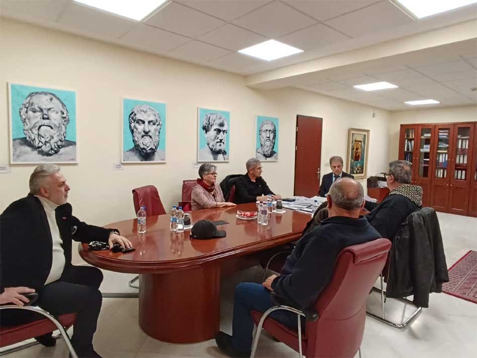 Σχολή Αστυφυλάκων: Αλλού τα κακαρίσματα… κι αλλού γεννούν οι κότες!