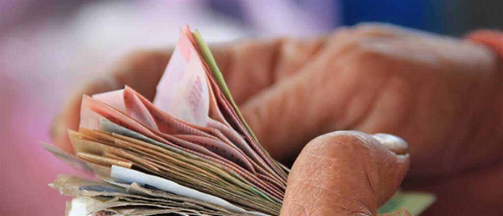 Συντάξεις Απριλίου: Πότε πληρώνονται μισθωτοί και μη μισθωτοί