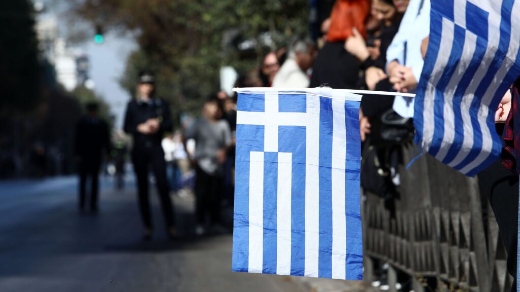 Κατεπείγουσα ΕΔΕ για γυμναστή που φέρεται να ζήτησε «ψηλές και αδύνατες» μαθήτριες για την παρέλαση