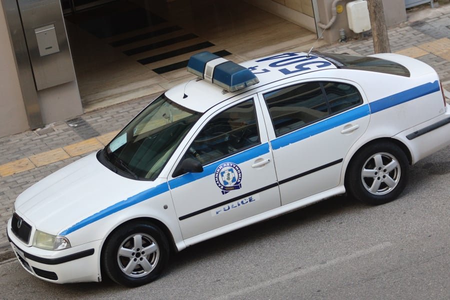 Γυναικοκτονία στη Θεσσαλονίκη: Σκότωσε τη σύζυγό του και πήδηξε από το μπαλκόνι