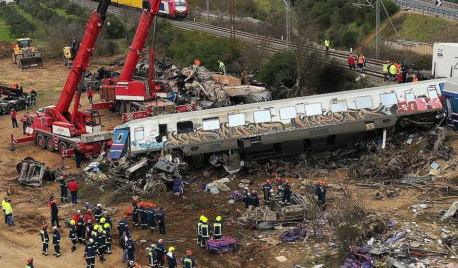 Τέμπη: Υψηλό θερμικό φορτίο στα συντρίμμια έως και 4 ώρες μετά τη σύγκρουση. Νέο βίντεο
