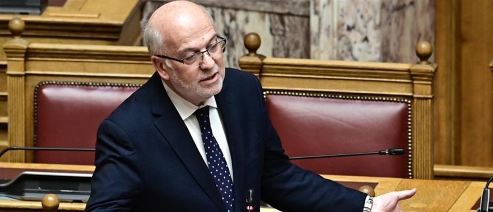 Φλωρίδης: Ομόφυλα ζευγάρια ανδρών ή μοναχικοί άνδρες δεν θα αποκτούν παιδί μέσω παρένθετης
