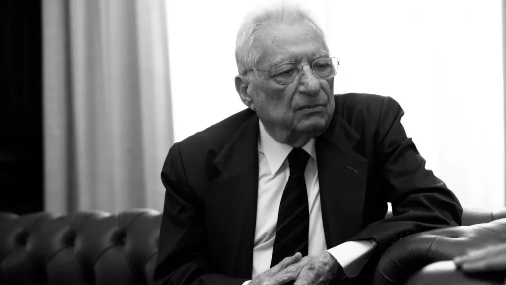 Πέθανε ο πρώην υπουργός Εξωτερικών Πέτρος Μολυβιάτης