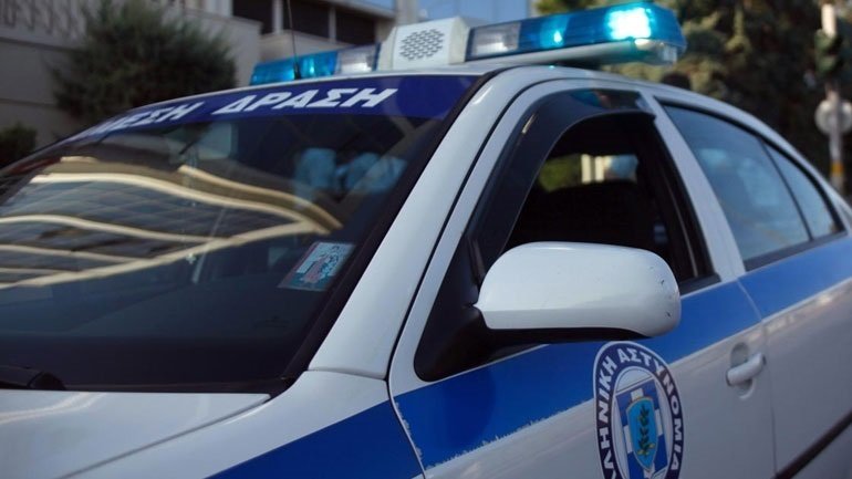 ΕΚΤΑΚΤΟ: νεαρός βρέθηκε κρεμασμένος στο Τοιχιο