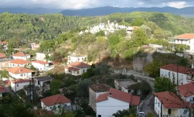 Το αμαρτωλό χωριό της Ελλάδας όπου οι άντρες ζούσαν μαζί με σύζυγο και ερωμένη