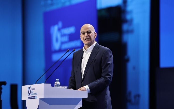 Ν. Δένδιας στο Συνέδριο της ΝΔ: «Το 41% δεν ήταν λευκή επιταγή» – Προειδοποίηση για «κυβερνητικό ιδρυματισμό» και μήνυμα επιστροφής στις ρίζες